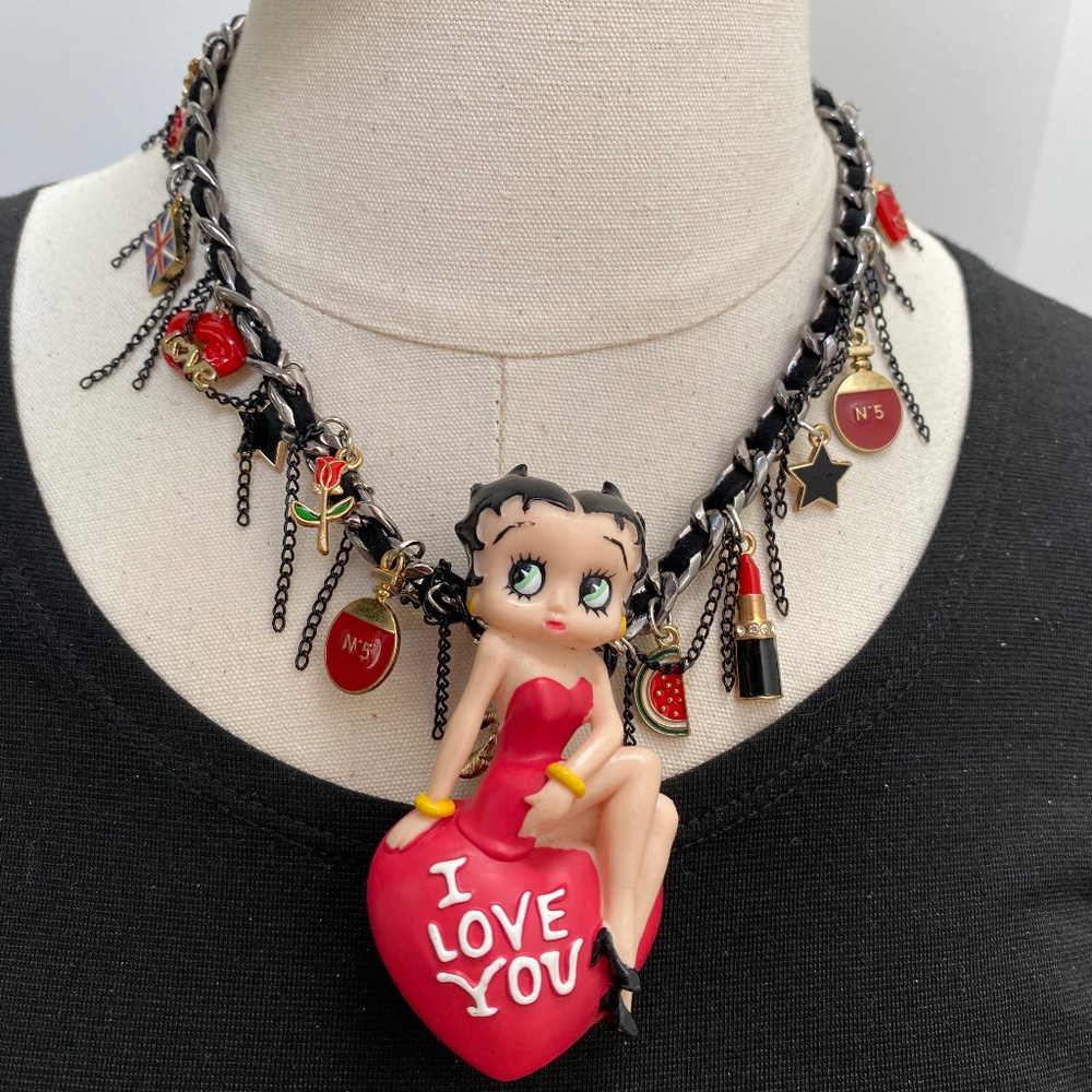 Big Hearted Betty Boop